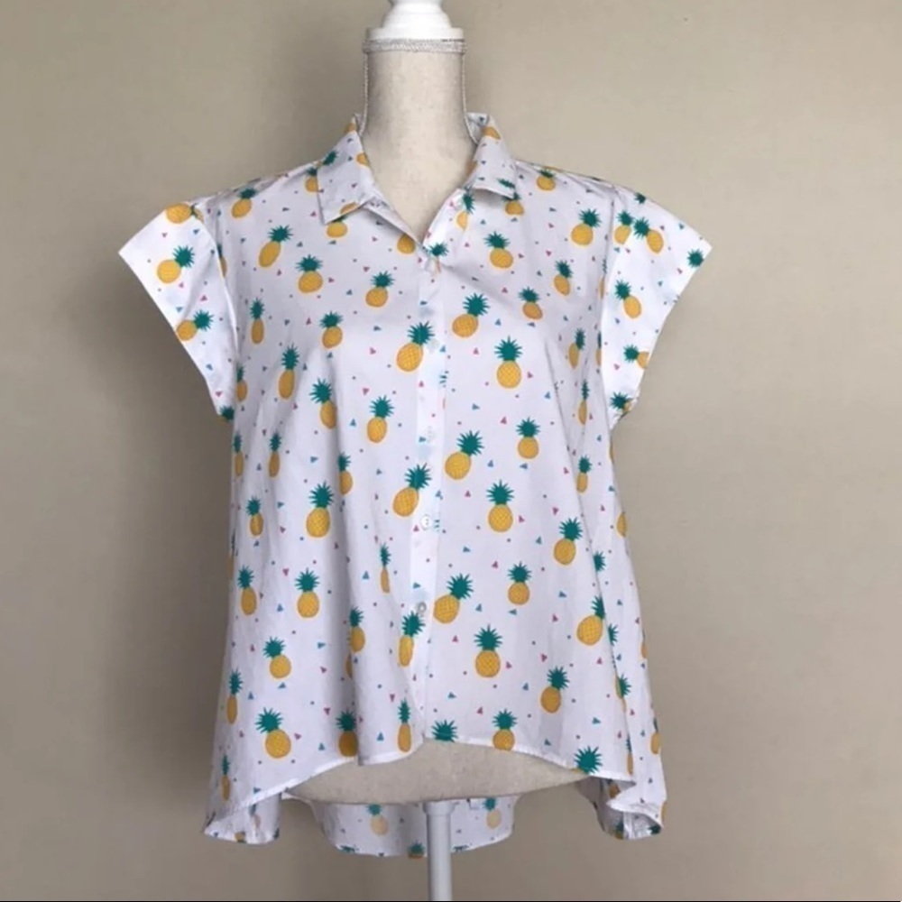 Pineapple short sleeve button down NWT - image 1